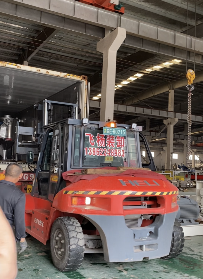 Kangju - Nhà sản xuất máy đùn hôm nay đã xuất xưởng thêm một dây chuyền sản xuất ống PE 50-200