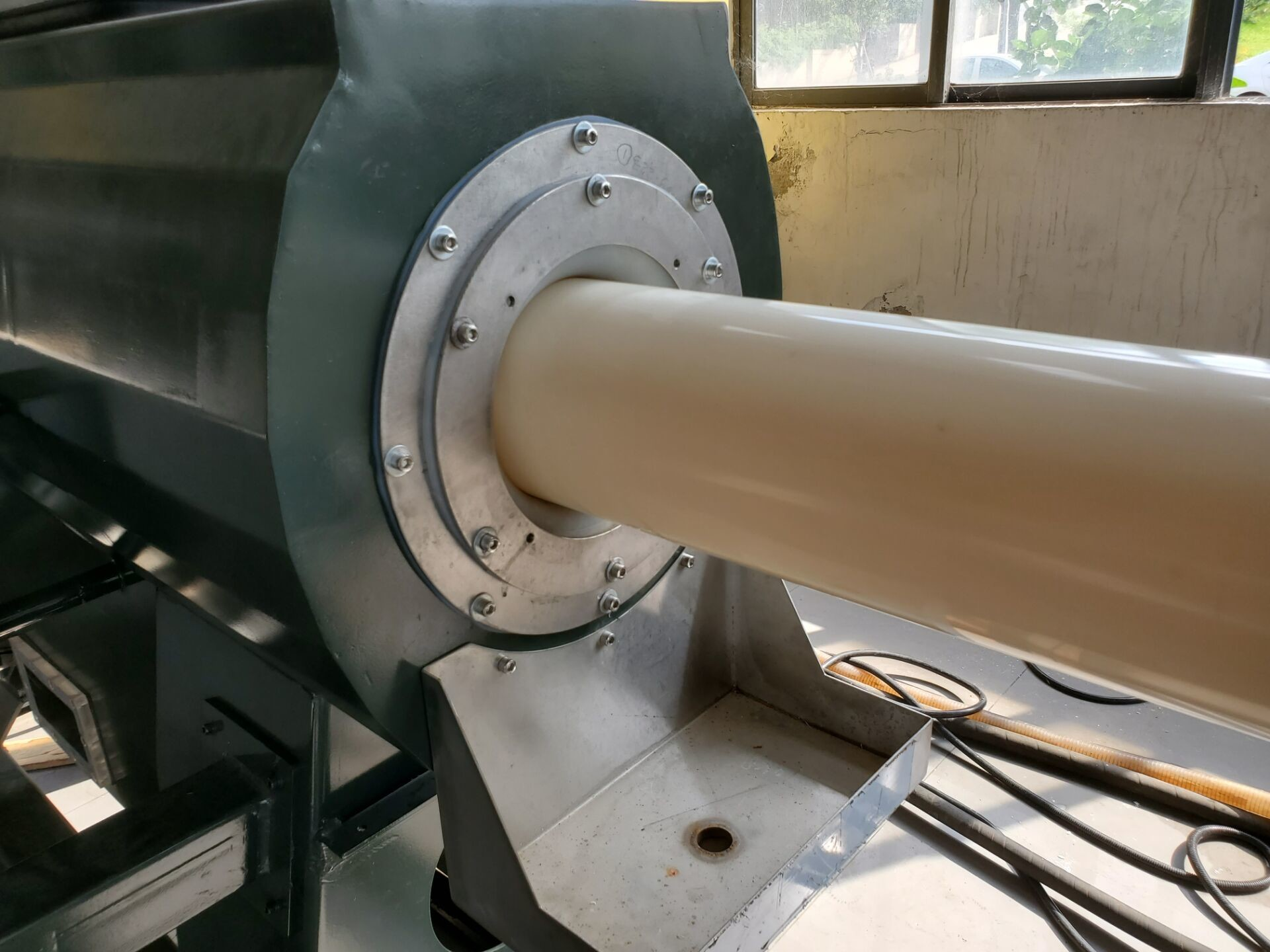 Khám phá sự xuất sắc trong sản xuất ống nhựa PVC với máy móc Kangju từ Trung Quốc